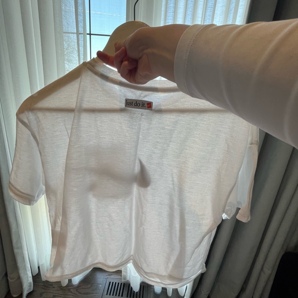 Nike Crop Top